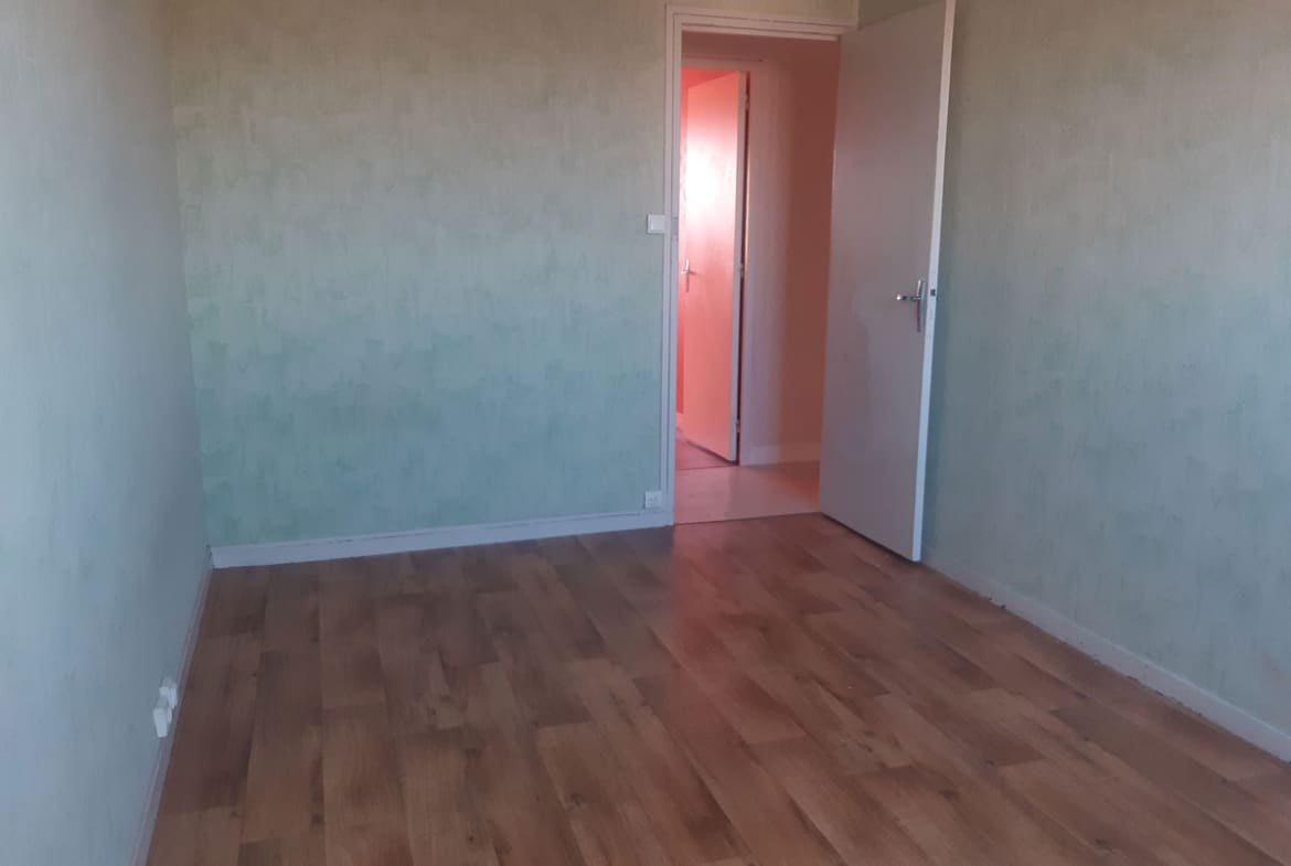 Photo chambre T3 Nobel-Gresilles