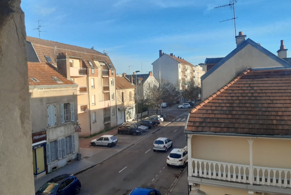 Photo vue T5. Rue d'Auxonne - Dijon