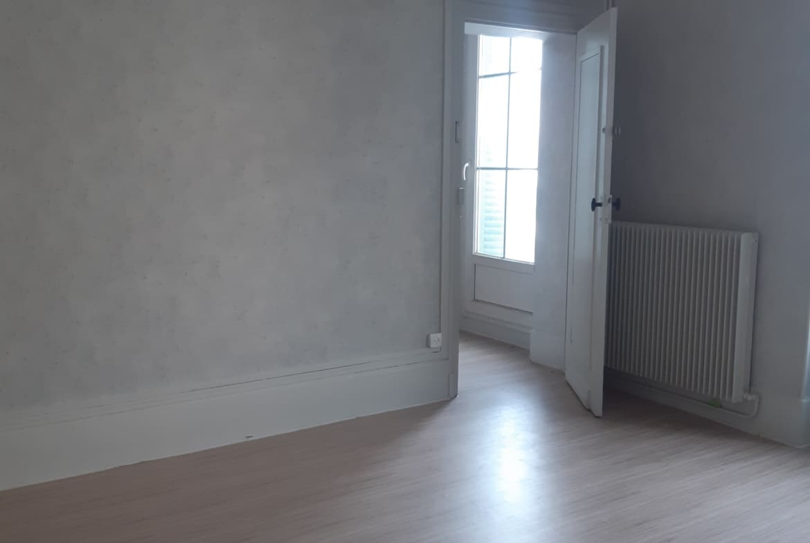 Photo chambre 2 T4. Rue d'Auxonne - Dijon