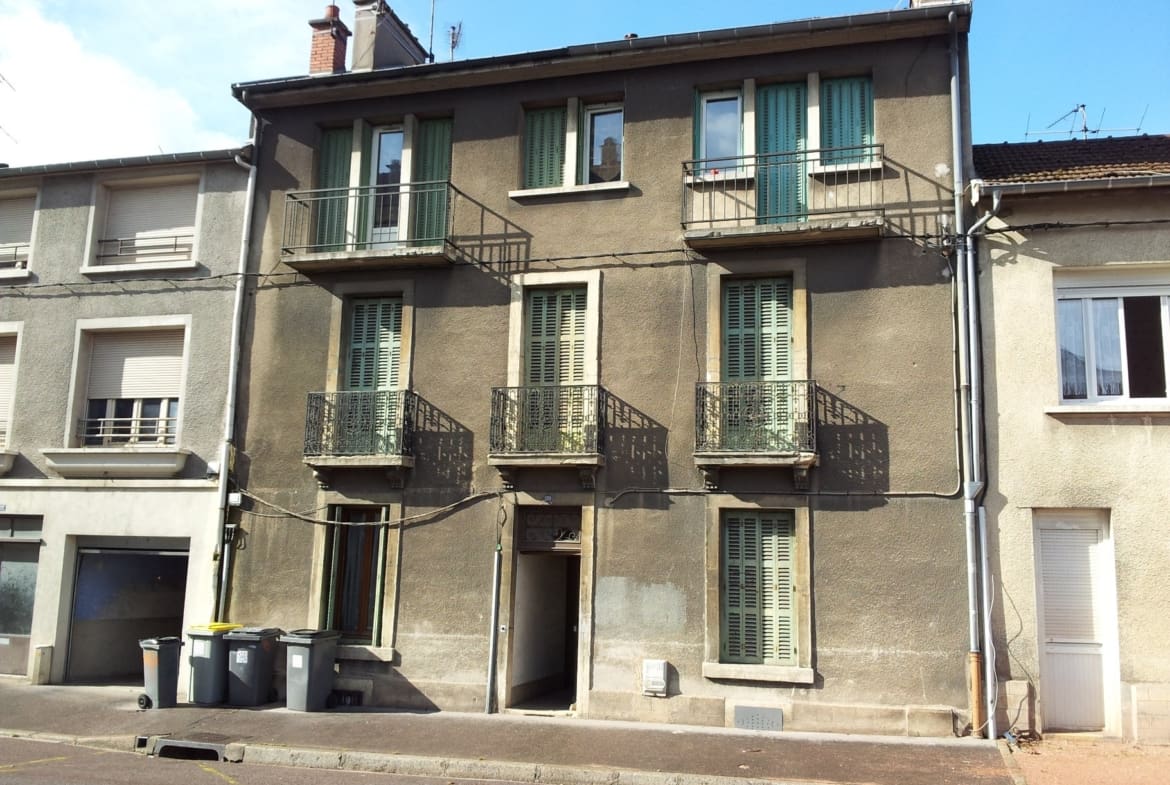 Photo façade avant T4. Rue d'Auxonne - Dijon