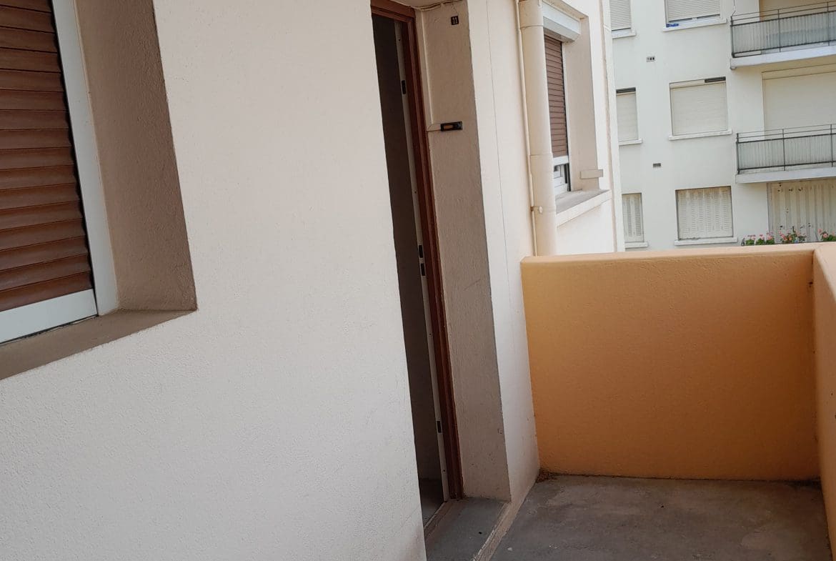 Photo 2 balcon T3. Résidence Mistral Poincaré