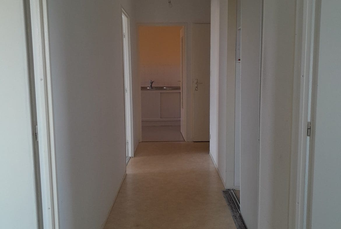Photo couloir T4 • Quartier Marie de Bourgogne