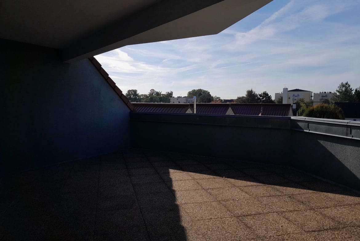 Photo balcon T4 • Quartier Marie de Bourgogne