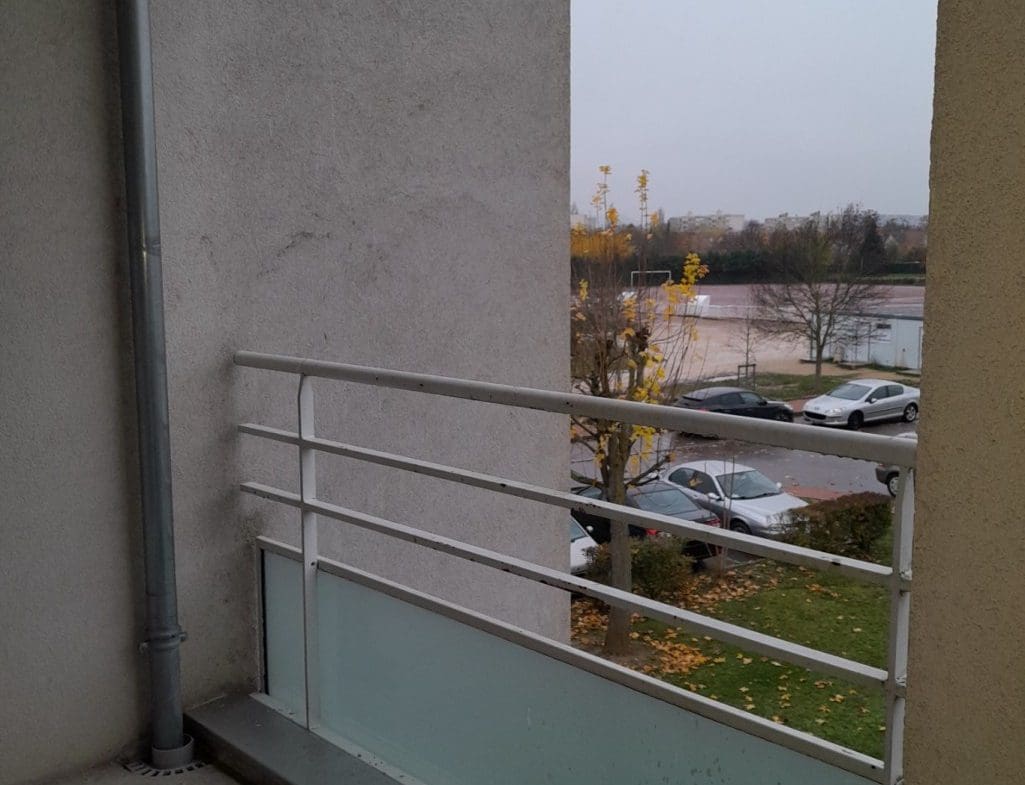 Photo balcon T3 • Lucien Hérard
