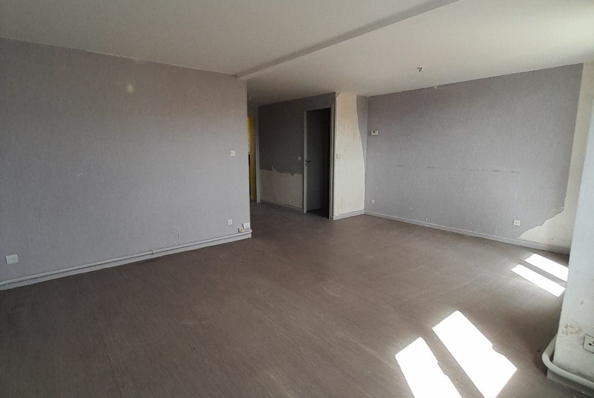 Photo salle de séjour T5 • Rosières Chevigny