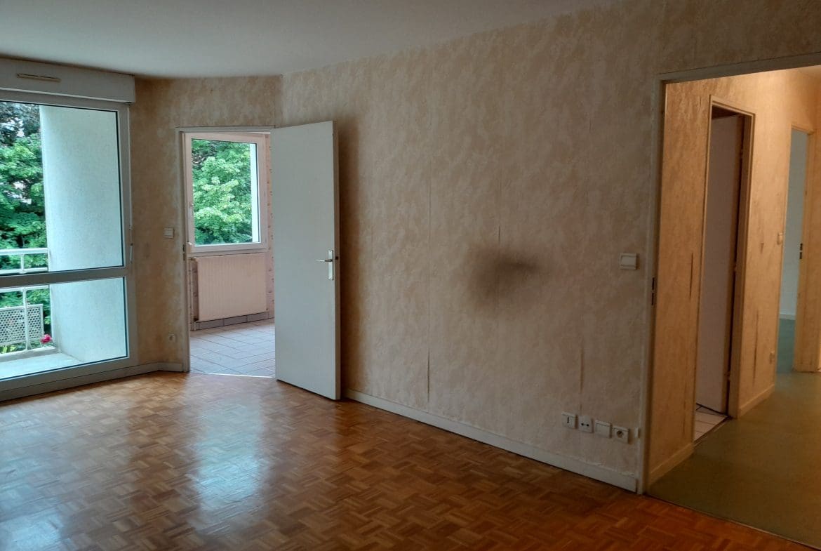 Photo salle de séjour T2 • Lazare Carnot - Chevigny Saint Sauveur