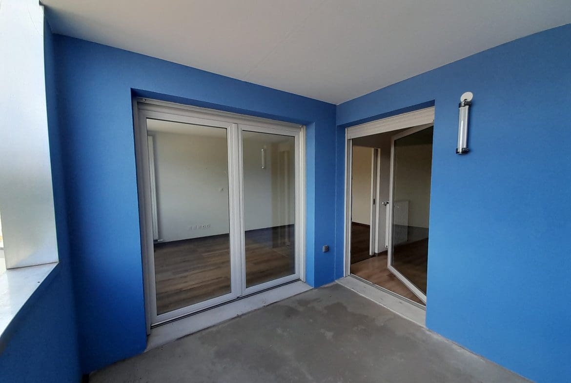 Photo balcon T2 • Quartier Arsenal - DIJON