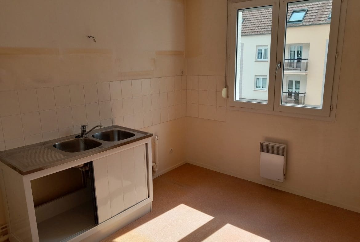 Photo cuisine T2 • quartier Allées du Chateau - Chevigny saint sauveur