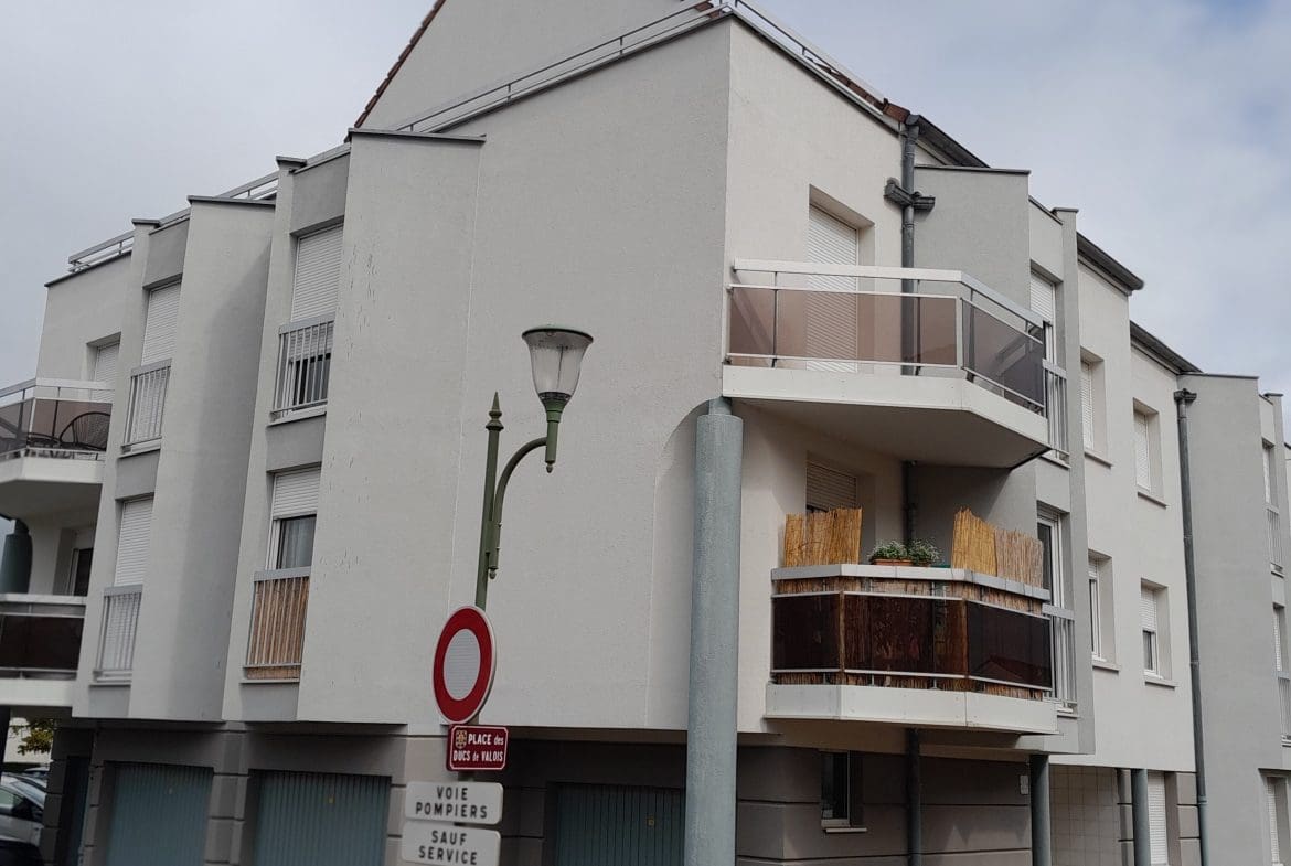 Photo bâtiment T2 • quartier Allées du Chateau - Chevigny saint sauveur