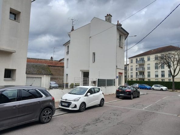 Photo bâtiment T3 • Rue Joseph Garnier