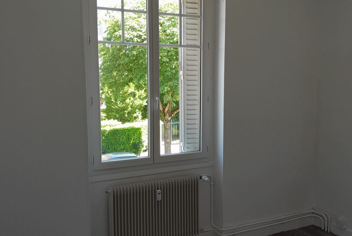 Photo 2 chambre T3 • Rue Joseph Garnier