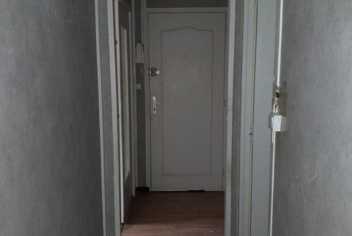 Photo couloir T3 Nobel-Gresilles