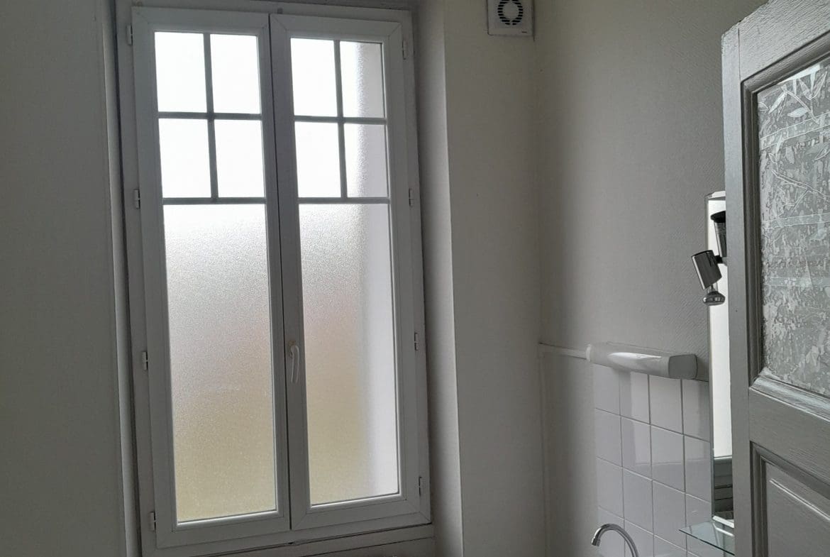 Photo salle de bain T3 • Rue Joseph Garnier