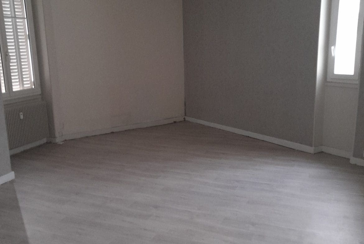 Photo salle de séjour T3 • Rue Joseph Garnier