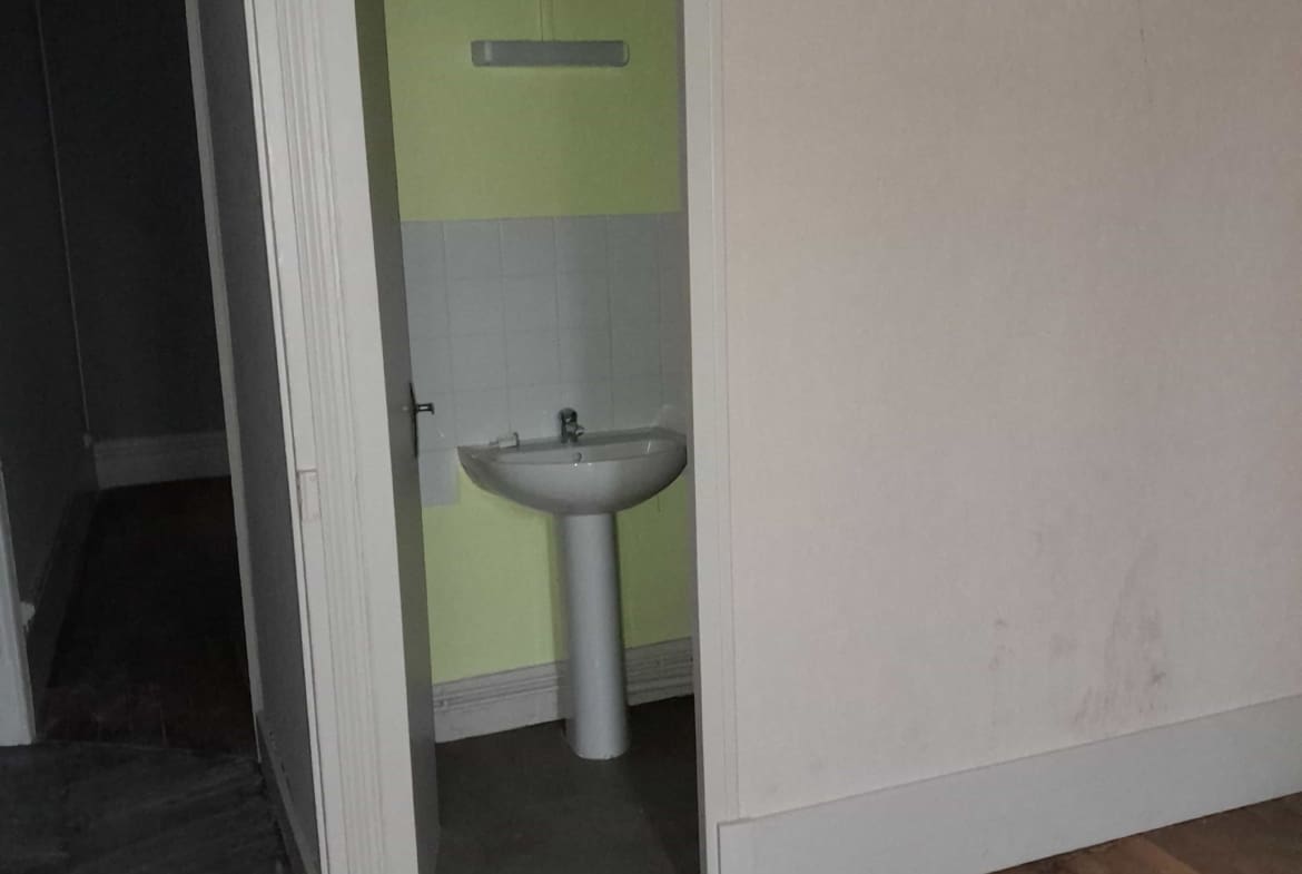Photo salle de bain T3 . CHEVREUL Dijon