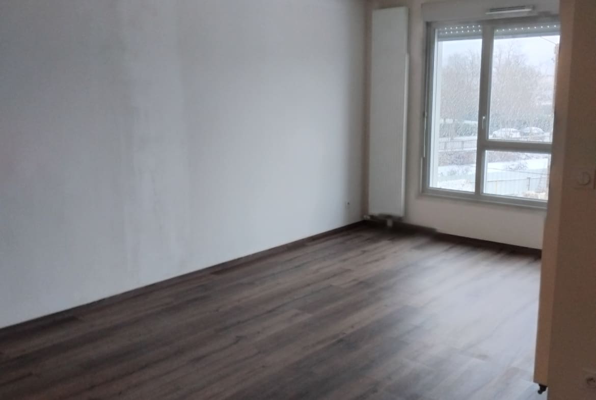 Photo salle de séjour T3 • Quartier Arsenal - DIJON