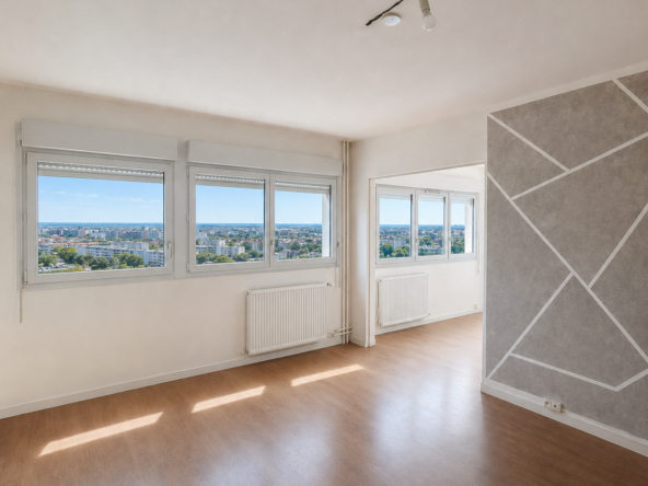 T5. 18 Avenue Edouard Belin DIJON — 15391